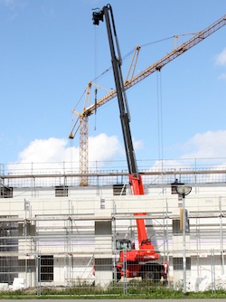 Bild: Montage Betonfertigteile an der neuen Feuerwehrwache in Greifswald